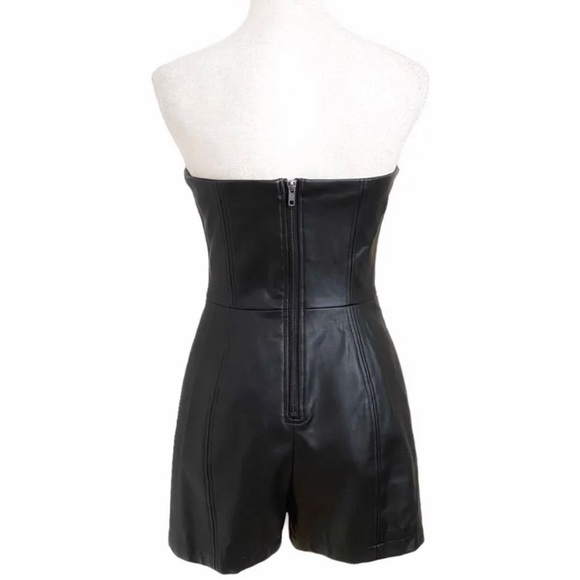 ✨SOLD✨Zara skort romper - Picture 3 of 9